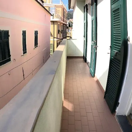 A Due Passi Dal Mare דירה