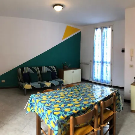 דירה A Due Passi Dal Mare ספוטורנו