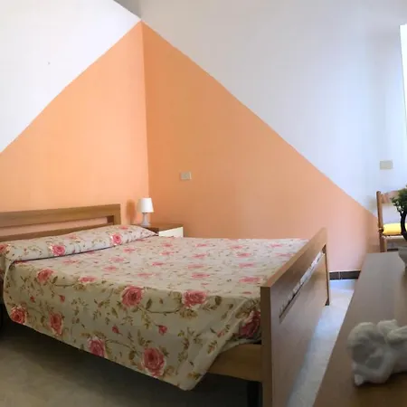 Apartment A Due Passi Dal Mare Spotorno
