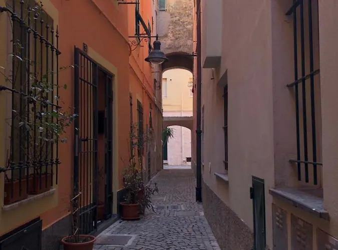 A Due Passi Dal Mare Apartment Spotorno